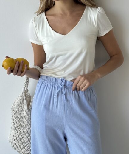REMERA ESCOTE V MODAL SOFT CON FRUNCE