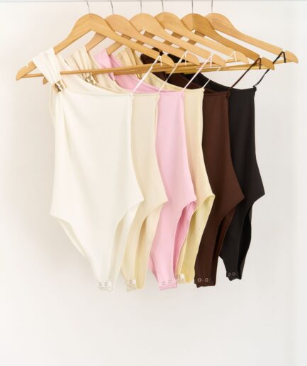 BODY MICRO UN HOMBRO CON HEBILLA