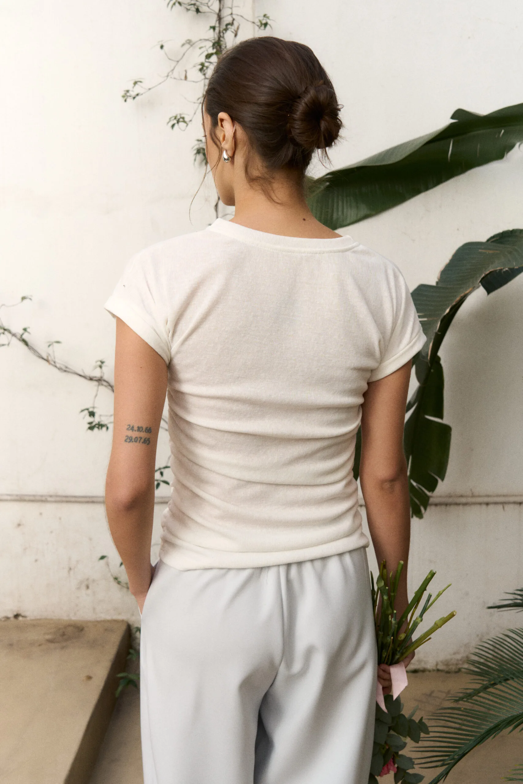 REMERA MORLEY LINO FRUNCE LATERAL - Imagen 5