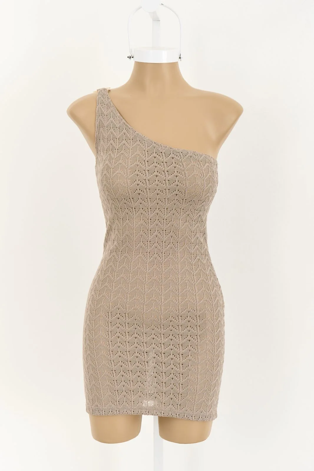 VESTIDO UN HOMBRO CROCHET CON HEBILLA - Imagen 6