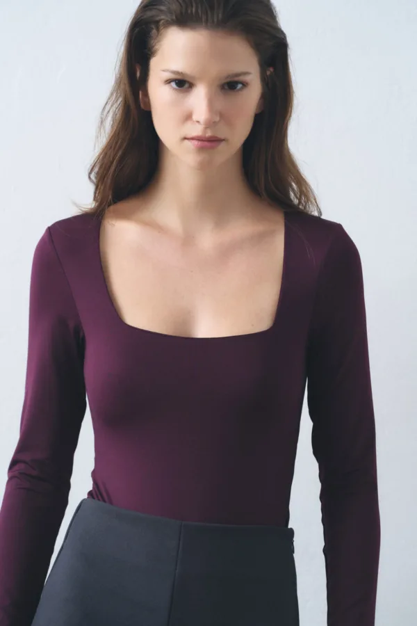 BODY ML MICROFIBRA ESCOTE CUADRADO