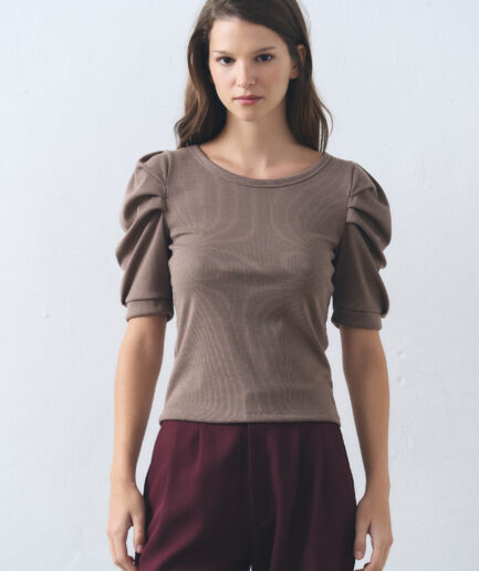 REMERA MORLEY PRINCESA CON PUÑO