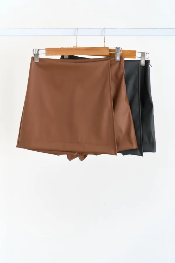 SKORT CUERINA RECTO