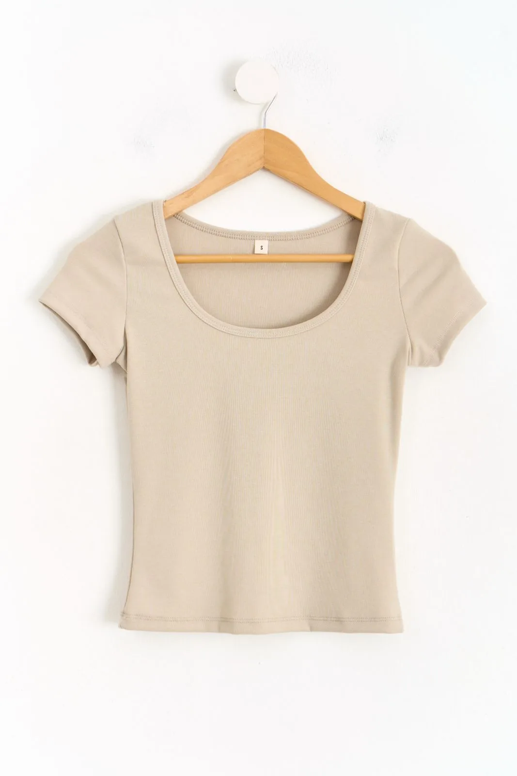 REMERA BABY RIB CON ETIQUETA - Imagen 2