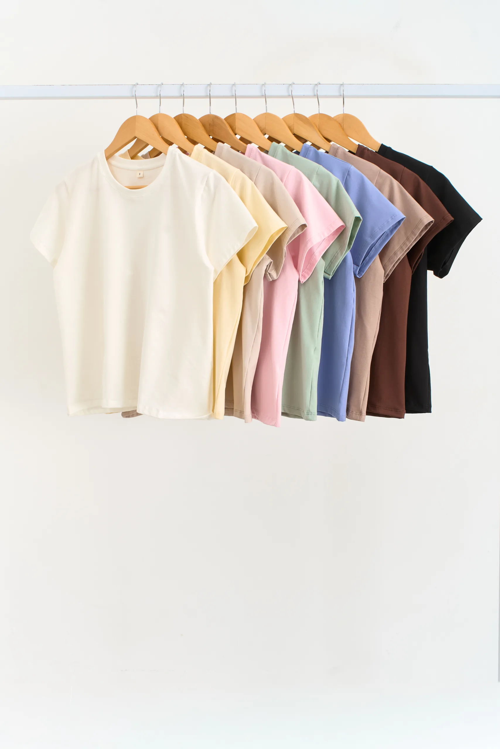 REMERA BASICA ALGODON FRESCO - Imagen 24