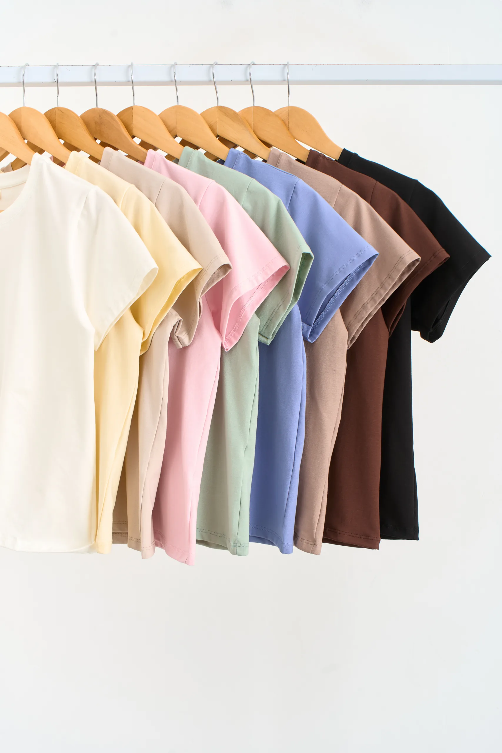 REMERA BASICA ALGODON FRESCO - Imagen 23