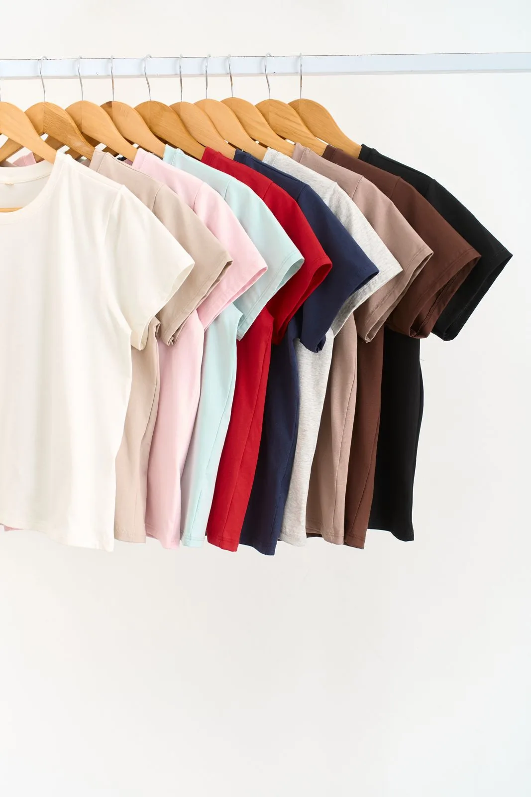 REMERA BASICA ALGODON FRESCO - Imagen 25